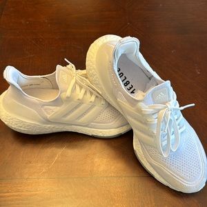 Adidas women’s Ultraboost 21
